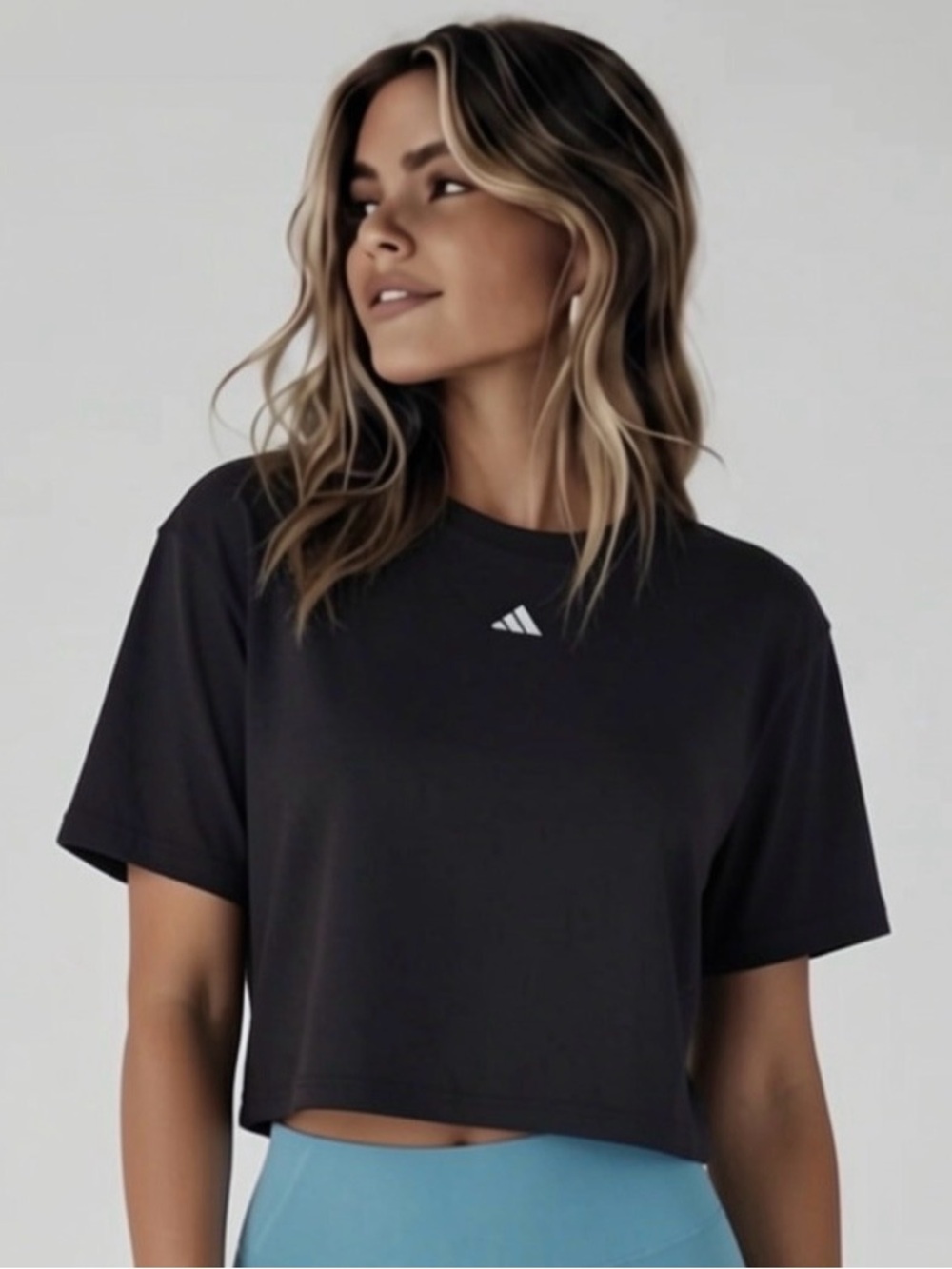 Adidas Studio cropped boxy workout Tee shirt Small Short sleeve Adidas shirt